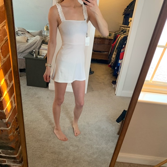 Sunday Best White Dress - Picture 4 of 4